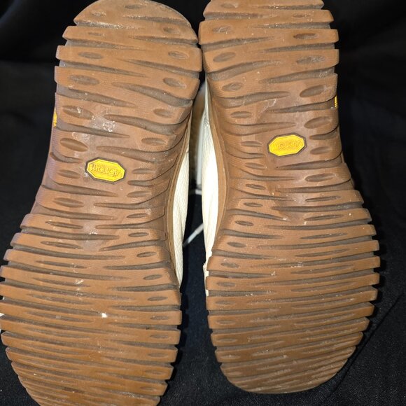 Ugg Australia Adirondack Boot II White Women's Winter Boots - Picture 14 of 15